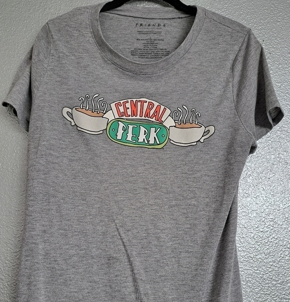 Friends Central Perk T Shirt Size L - Picture 1 of 4